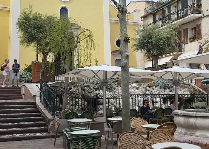 Joli 2 Pas Du Port, Clim Et Au Calme Lägenhet Bandol